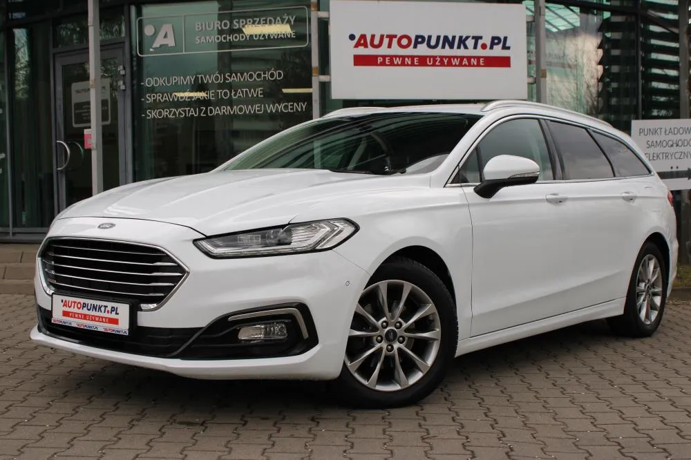 Ford Mondeo TITANIUM 2022