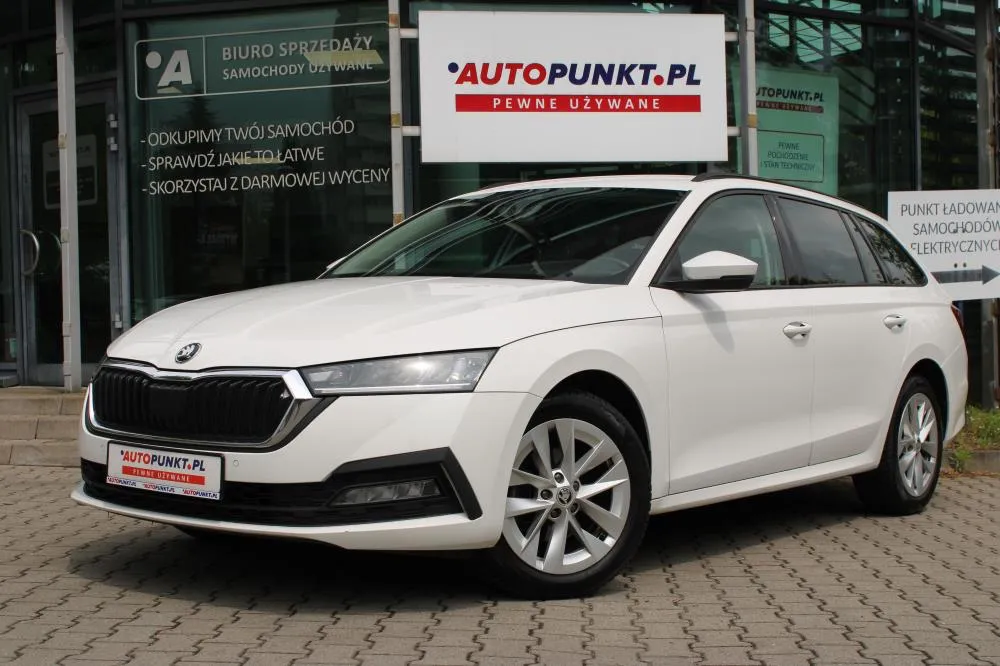 Škoda Octavia Ambition + DSG 2022