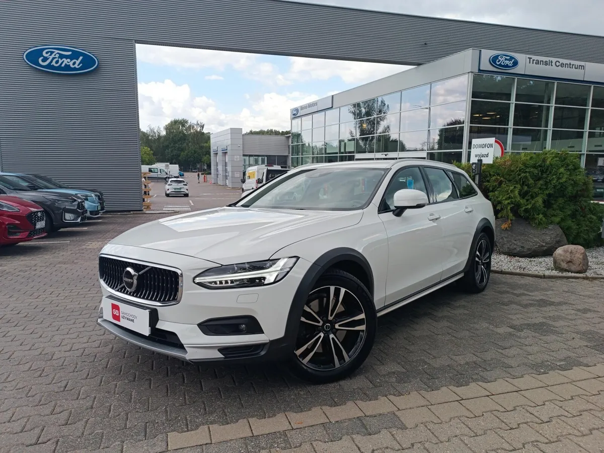Volvo V90 Cross Country PRO 2021